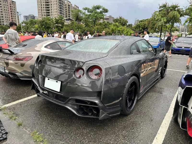 車体軽量化改造Q&A（第1回）<br>過度な減量は、実は高速グリップを低下させる可能性があります。