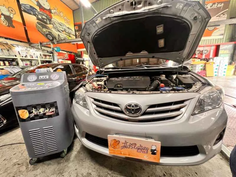 <br>年末の車の準備とメンテナンス - 見落としがちな点：オイルとブレーキのチェックのポイントとは？